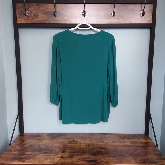 Reitmans Crepe Long Sleeve Blouse - Picture 2 of 3